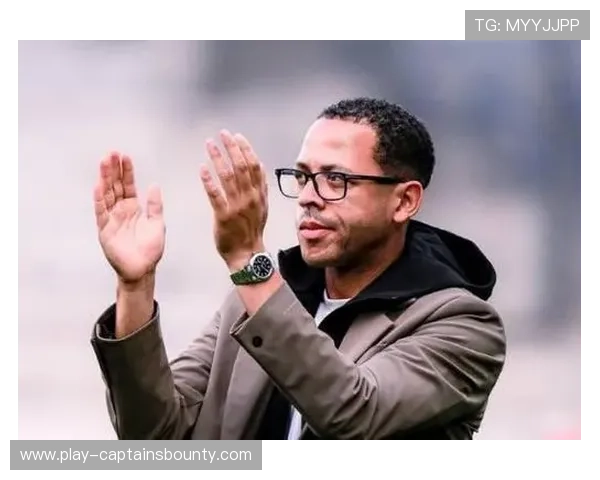 切尔西5-1大胜查尔顿，罗塞尼尔执教首秀告捷