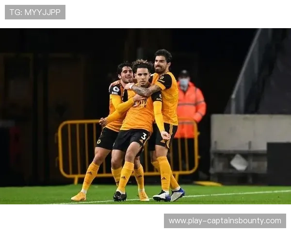 “申花迪拜热身赛对阵拉脱维亚奥达队，新援迎首秀”